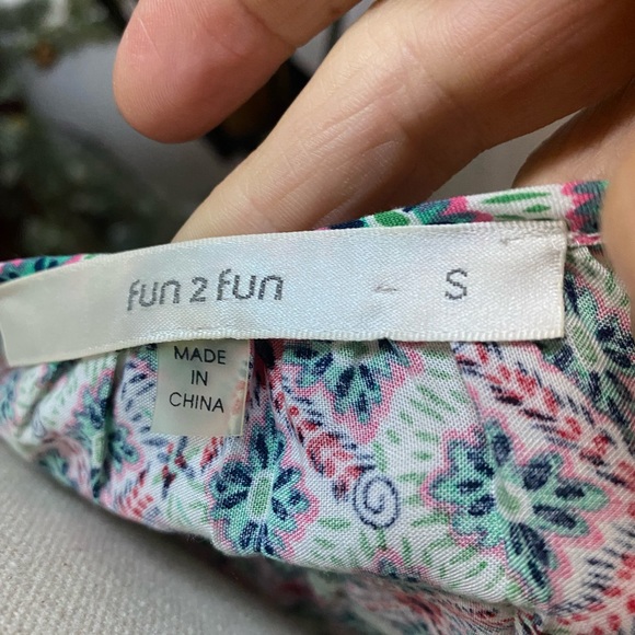 Fun2Fun size small - Picture 4 of 4